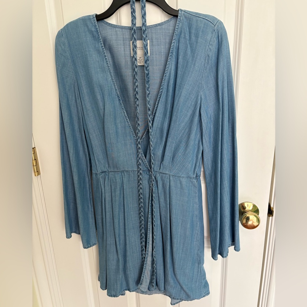 Guess Lightweight Denim Fabric Top With Belt